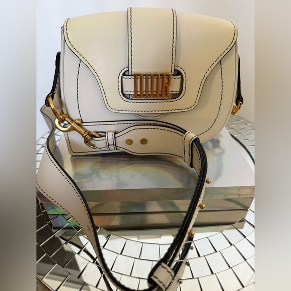 🩶100% Authentic D-Fence Dior Saddle Bag/ Preowned condition 🩶 - Picture 6 of 14